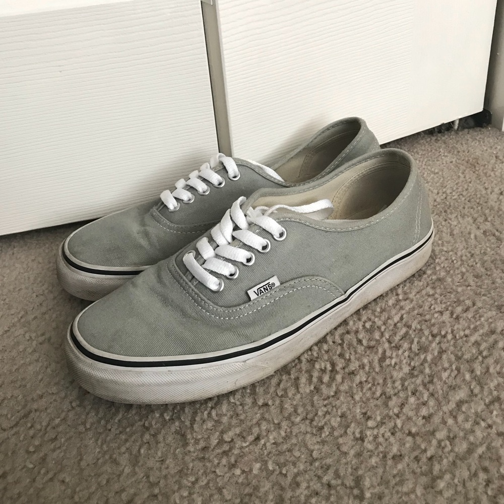 Robin blue vans